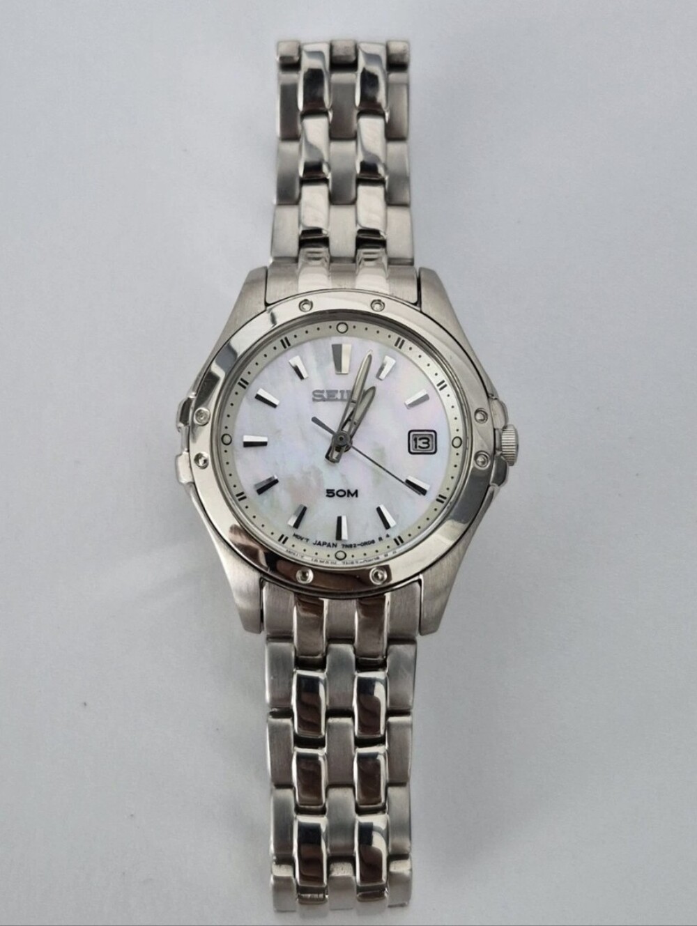 Seiko 7N82-0GR0 MOP Date Women's Watch. - Picture 2 of 12